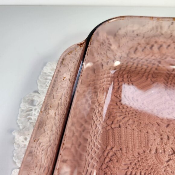 Pyrex Cranberry Visions 2 Qt. Glass Square Cake Pan Dish 222-R Vintage 80s 8x8x2 - Picture 4 of 6
